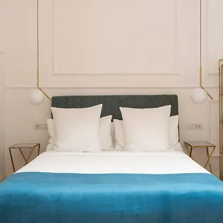 Apartment La Scala Suite-luxury Milan